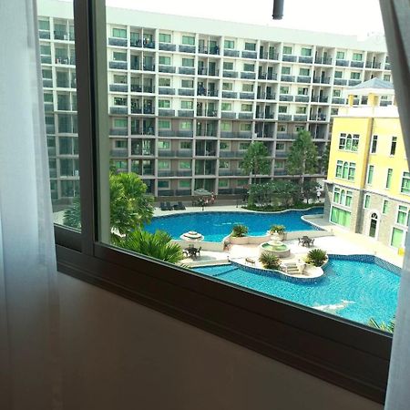 Arcadia Continental Pattaya Aparthotel Buitenkant foto