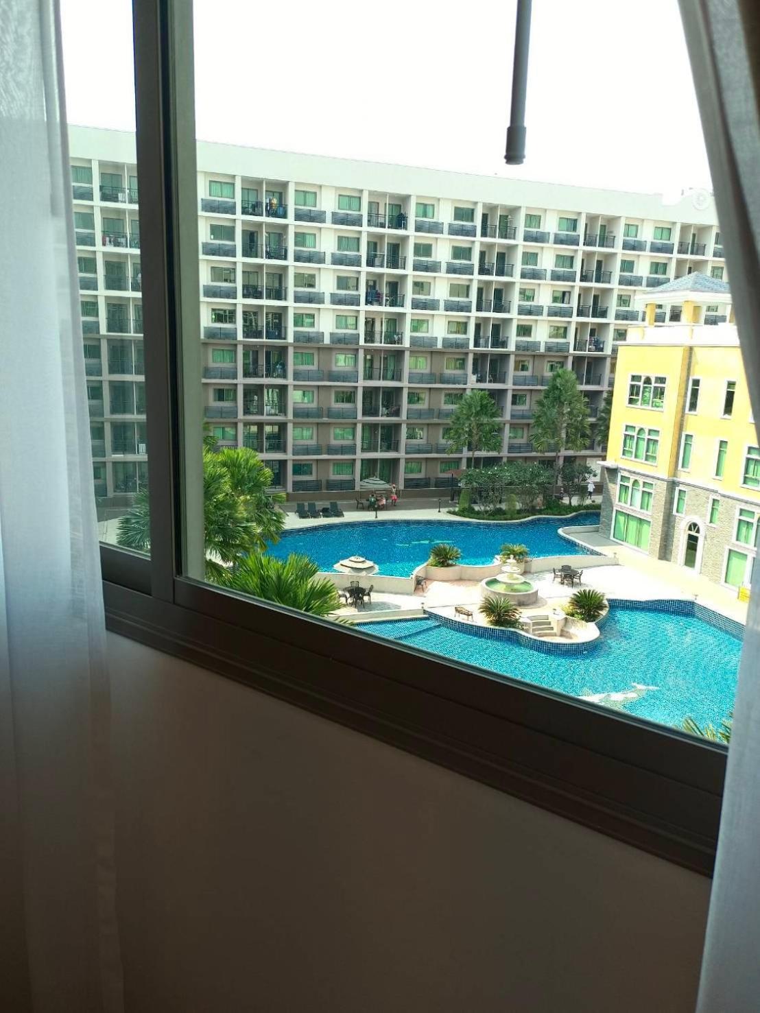 Arcadia Continental Pattaya Aparthotel Buitenkant foto